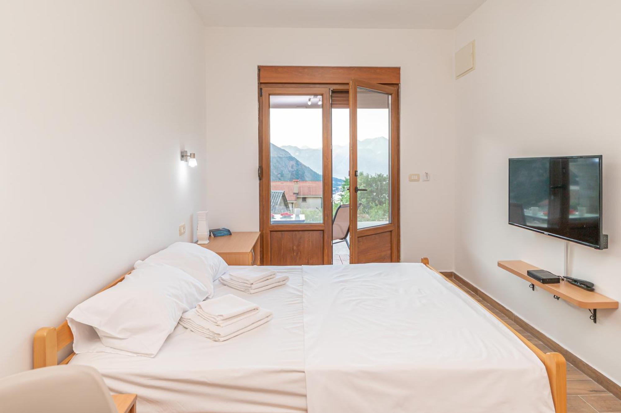Red Hill Apartment Kotor Exterior foto